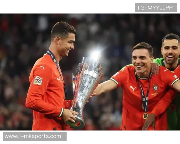 感动人心的足球瞬间十大让你泪目回忆的经典时刻 感动人心的足球瞬间十大让你泪目回忆的经典时刻