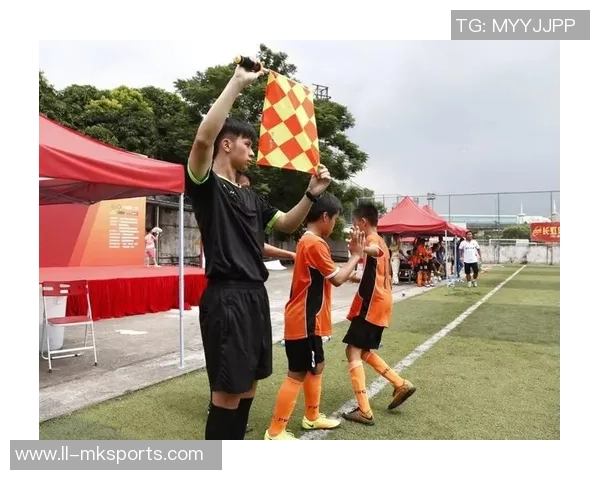 提升青少年足球技能的全面培训视频助你成为场上明星 提升青少年足球技能的全面培训视频助你成为场上明星